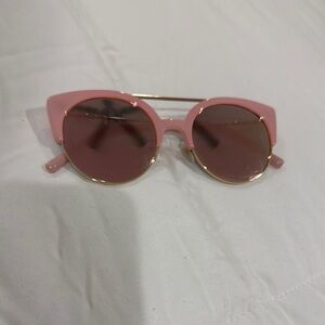 Chic Pink Sunglasses with Gold Accents